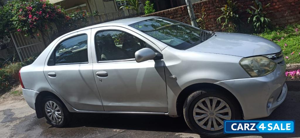 Silver Toyota Etios Diesel Silver Toyota Etios Diesel