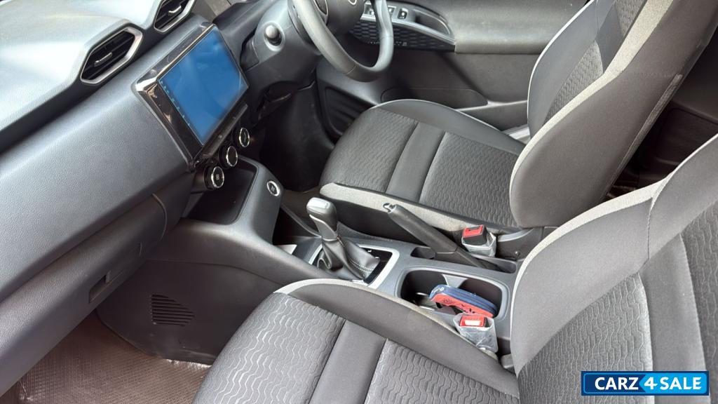 Nissan Magnite Acenta CVT TURBO