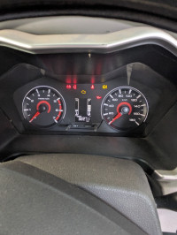 Mahindra KUV100 K6
