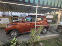 Mahindra KUV100 K6