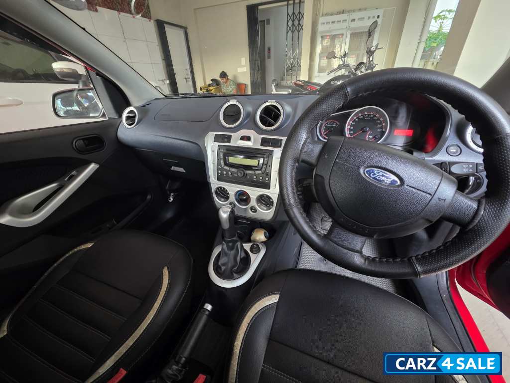 Ford Figo Titanium Petrol