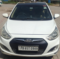 Hyundai Verna Fluidic 1.6 CRDI EX 2012 Model