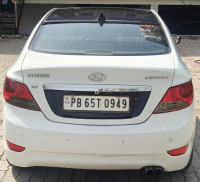 White Hyundai Verna Fluidic 1.6 CRDI EX