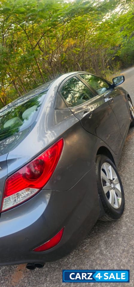 Carbon Grey Hyundai Verna 1.6 SX CRDi
