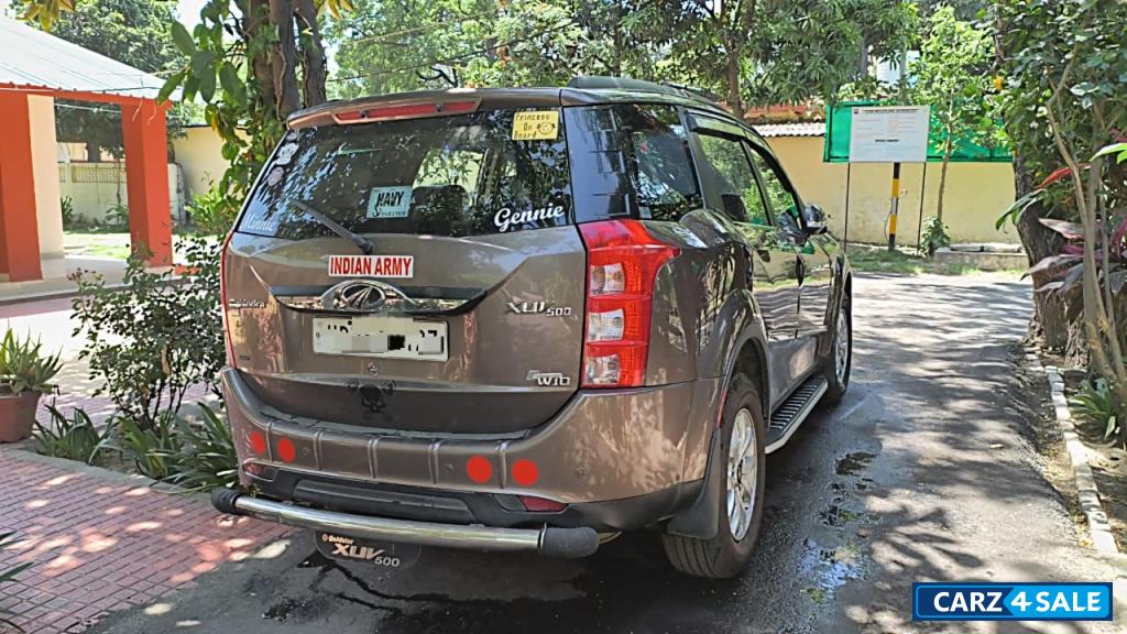Mahindra XUV 500 W10 AWD