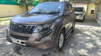 Mahindra XUV 500 W10 AWD