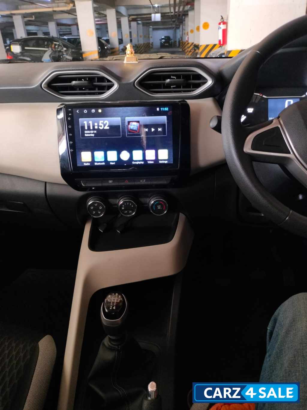 Nissan Magnite XE