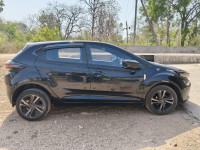 Tata Altroz Petrol