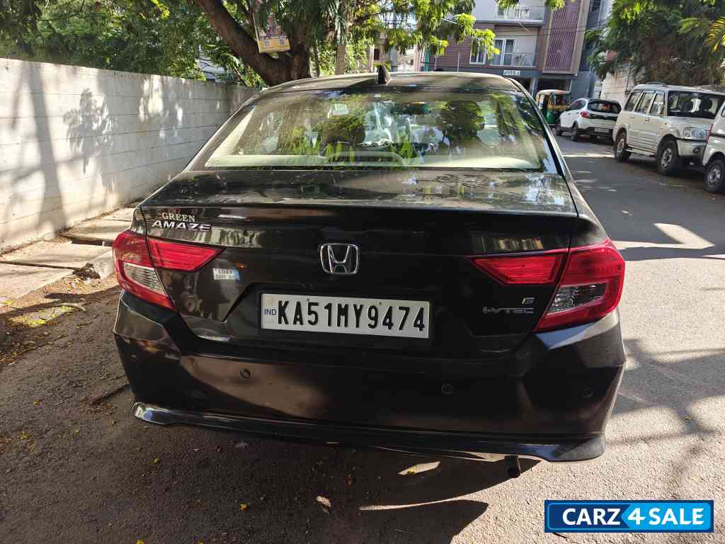 Golden Brown Honda Amaze V CVT