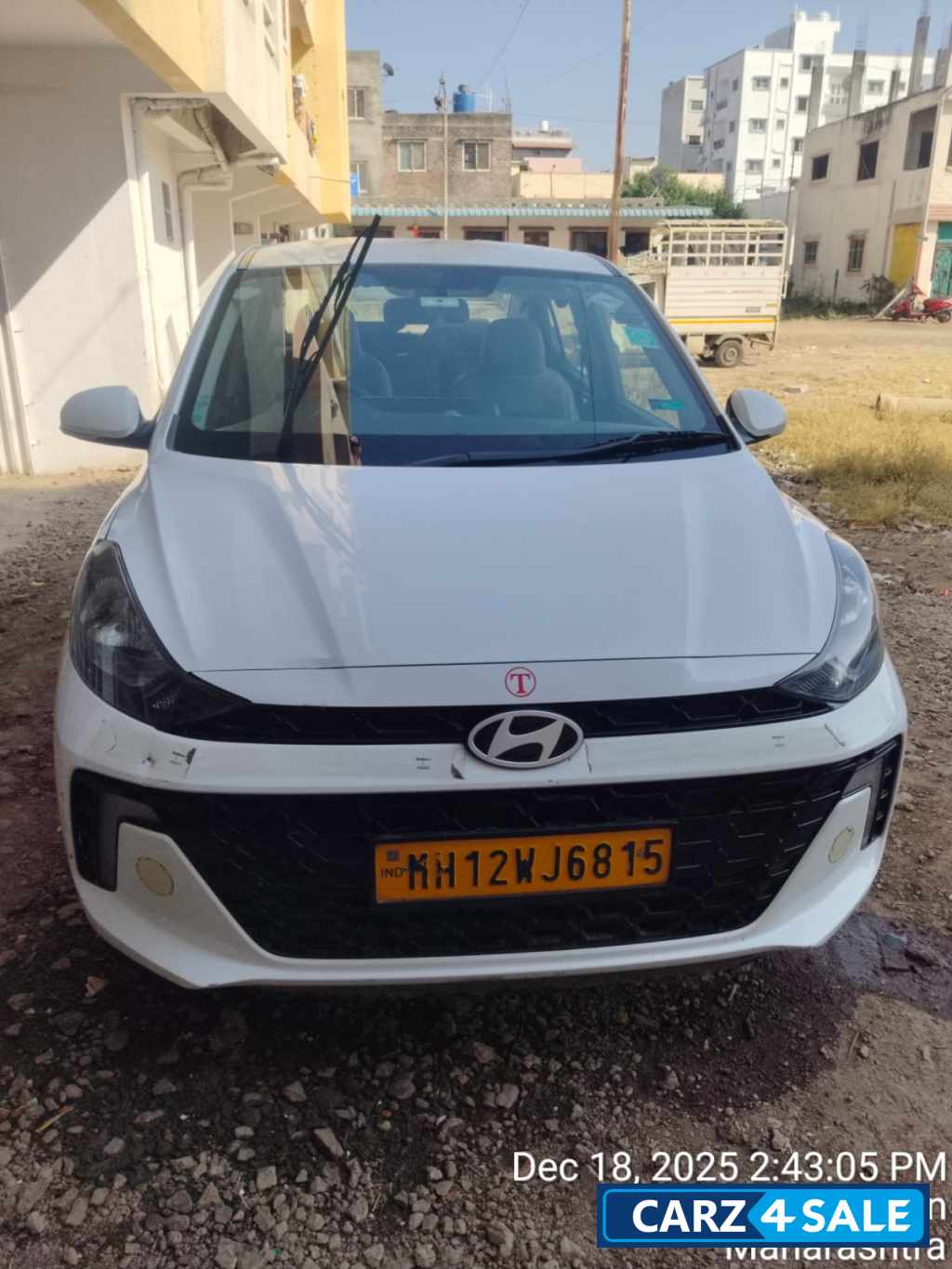 White Hyundai Aura Sx 1.2