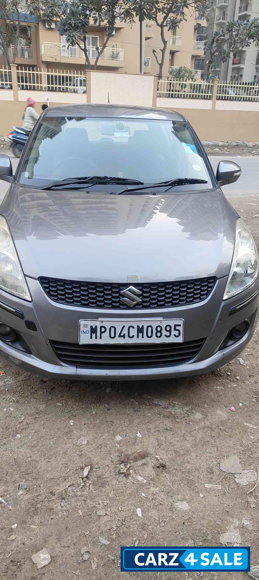 Maruti Suzuki Swift Vxi