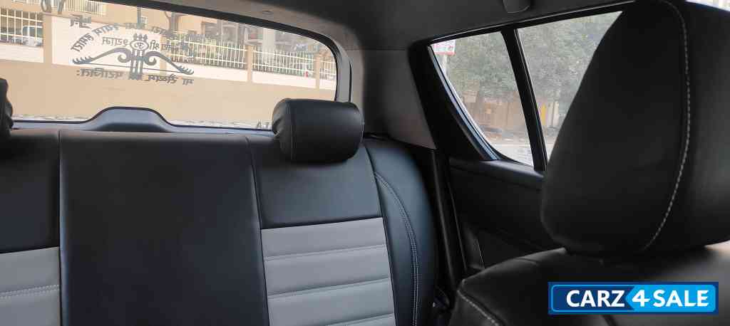 Maruti Suzuki Swift Vxi Maruti Suzuki Swift Vxi