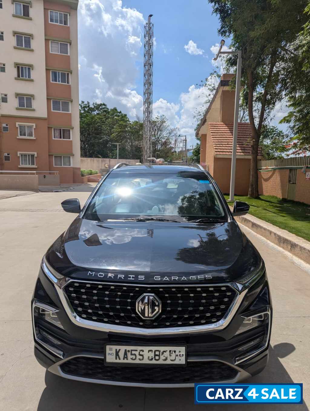Black MG Hector Sharp
