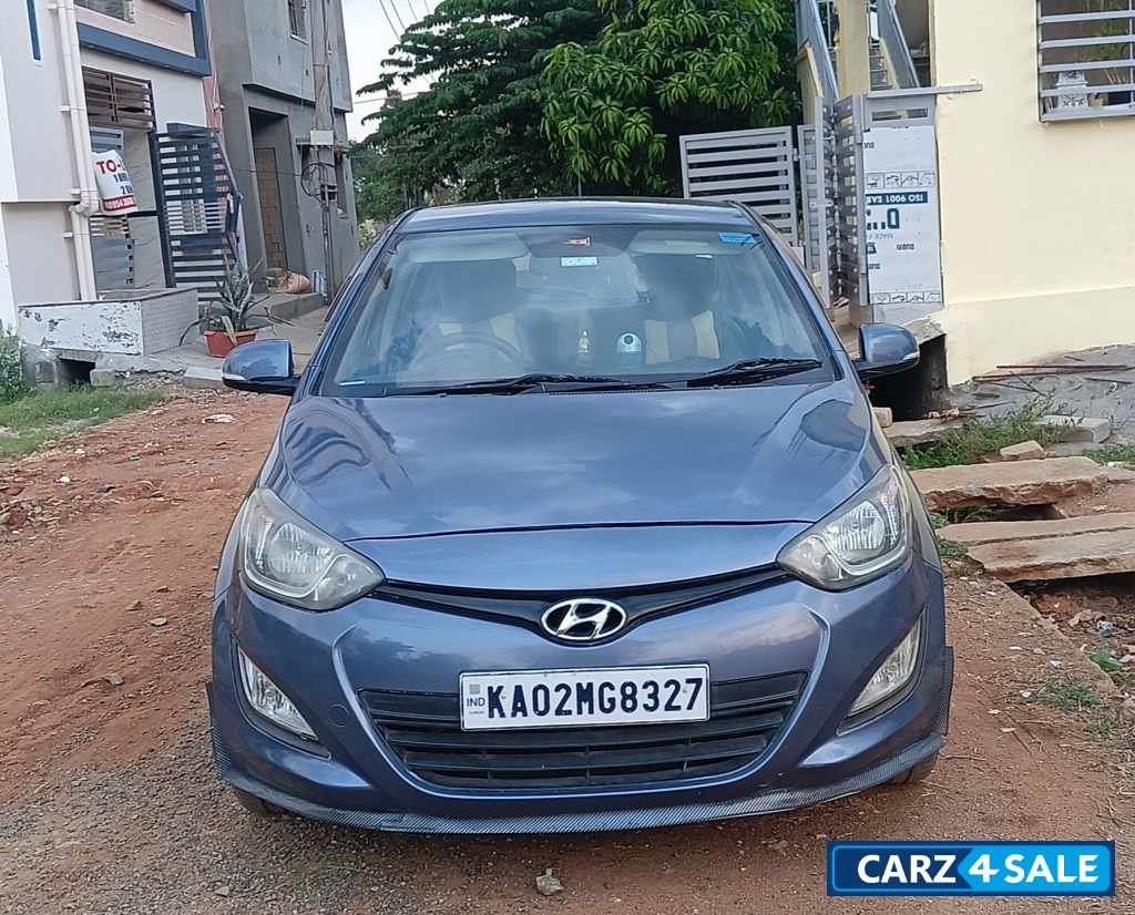 Ty/blue Hyundai i20 Asta abs