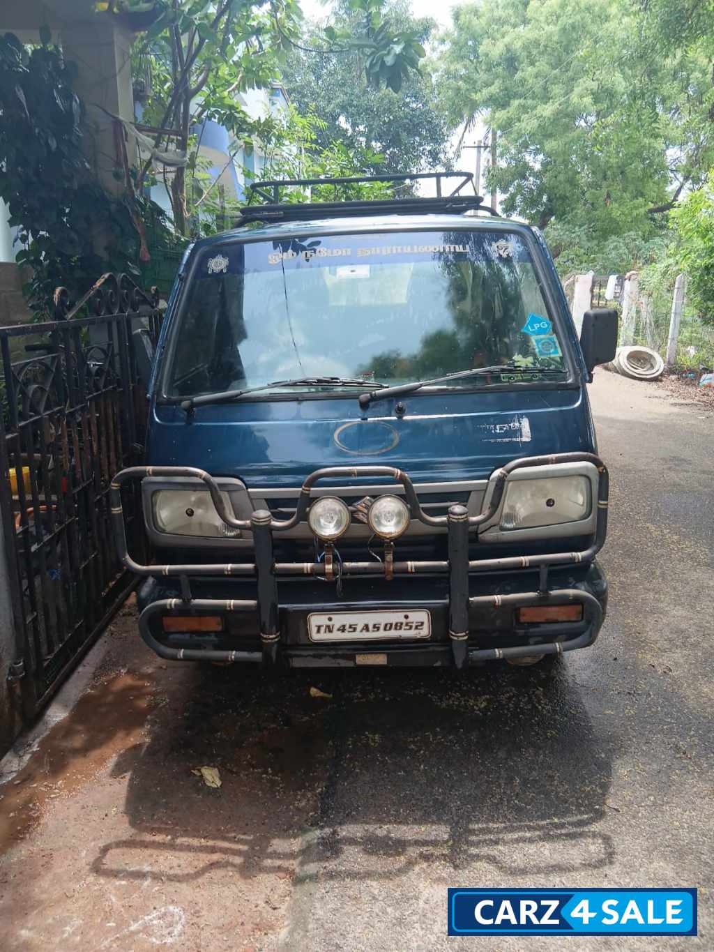 Maruti Suzuki  8 seater
