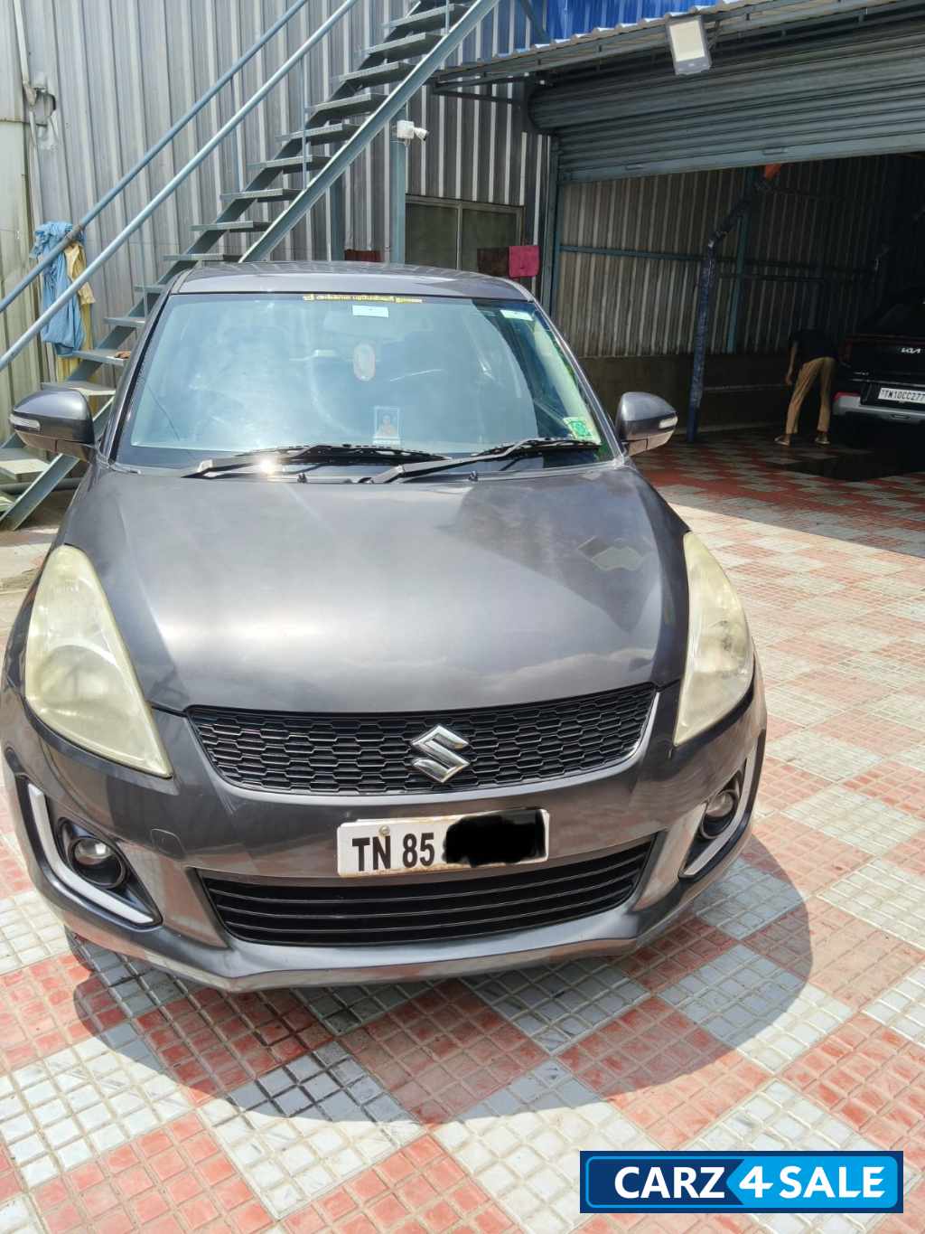 Maruti Suzuki Swift VXI