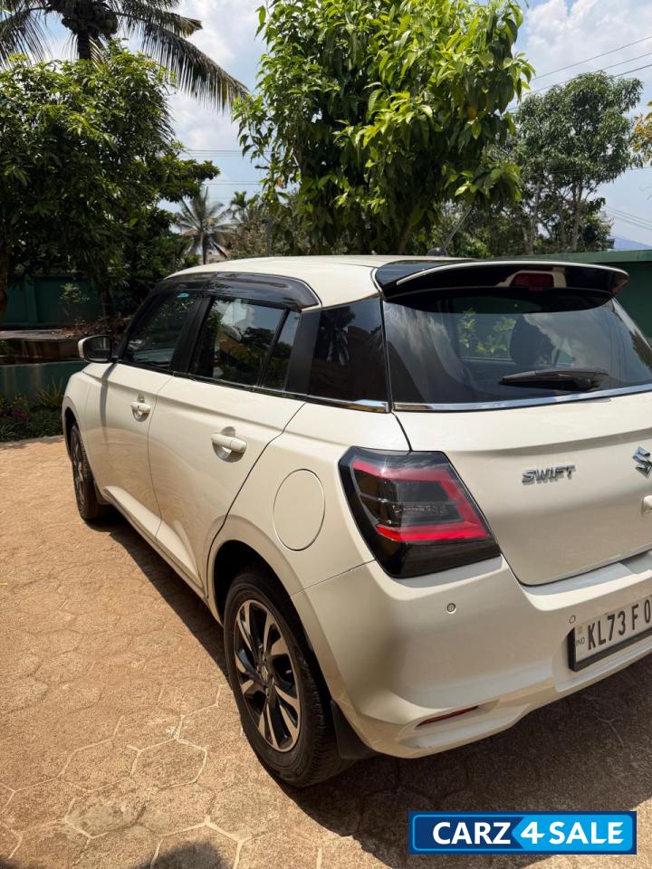 Maruti Suzuki Swift ZXI+ AGS Maruti Suzuki Swift ZXI+ AGS