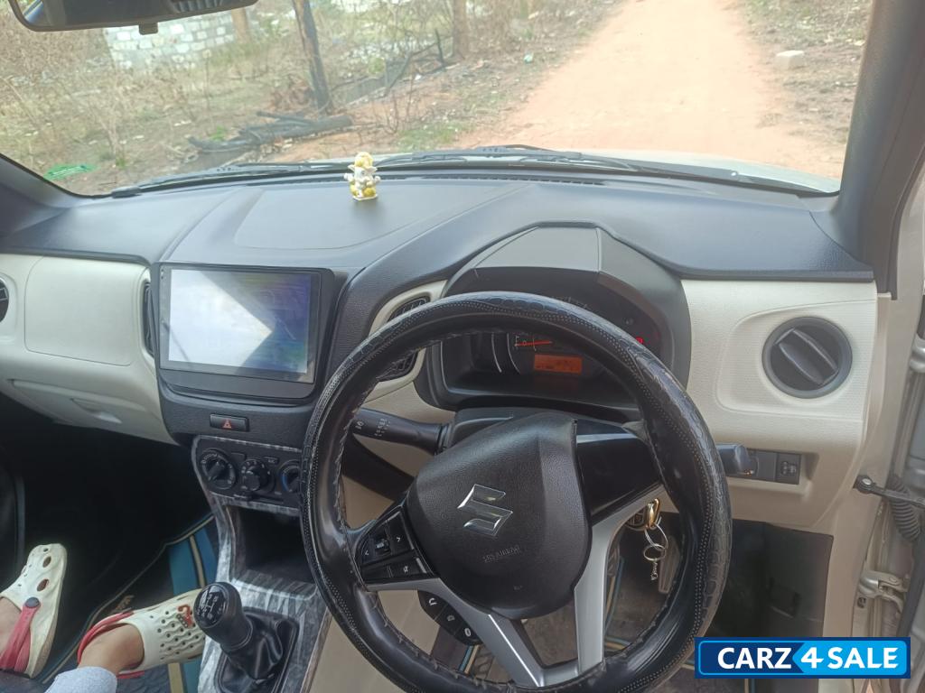 Maruti Suzuki Wagon R VXI abs airbag Maruti Suzuki Wagon R VXI abs airbag