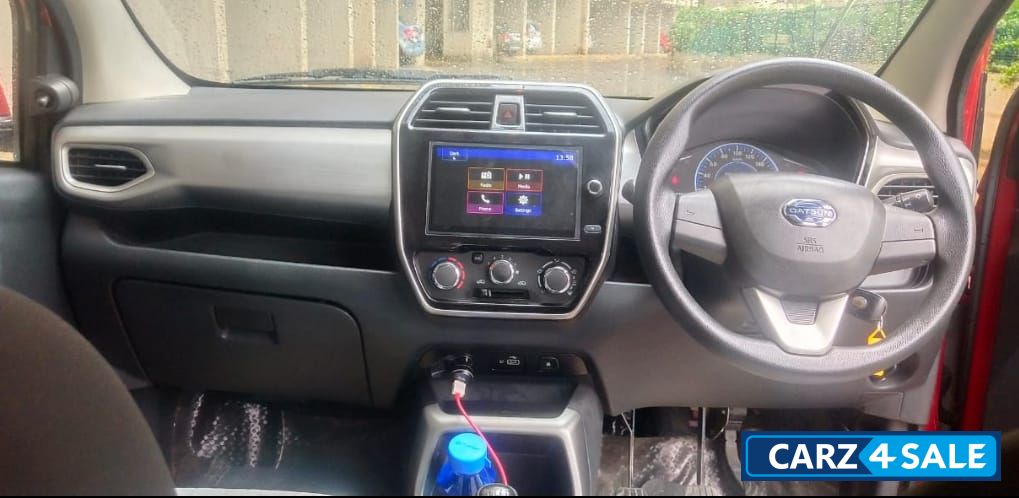 Nissan datsun redigo Nissan datsun redigo