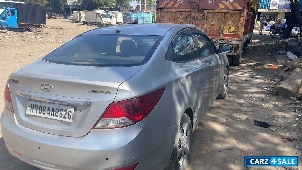 Hyundai Fluidic Verna 4S 1.6 vvtsx