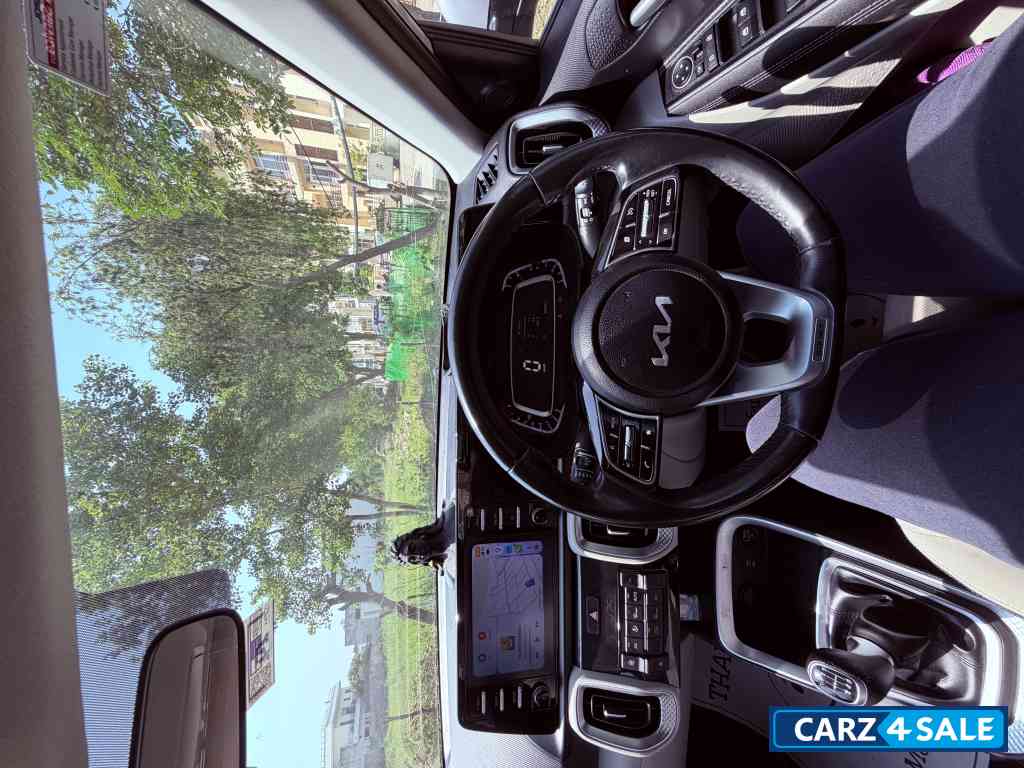 Kia Sonet HTX iMT