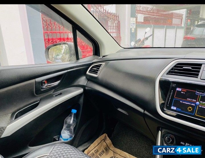 Brown Maruti Suzuki S-Cross Zeta Brown Maruti Suzuki S-Cross Zeta