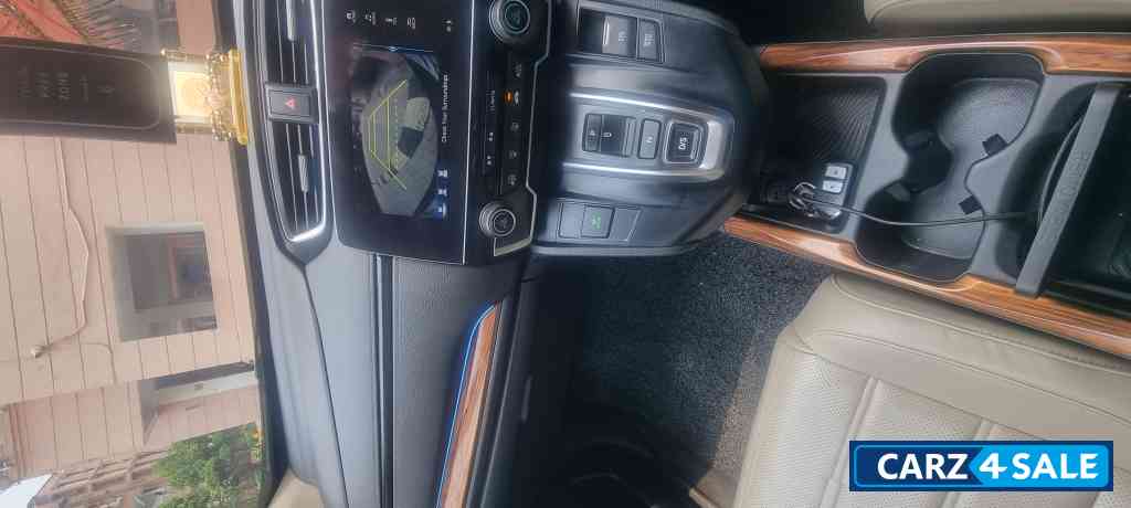 Golden Brown Honda CRV 2WD Golden Brown Honda CRV 2WD