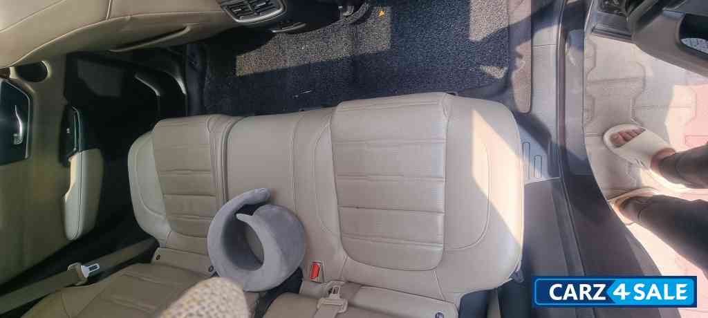 Golden Brown Honda CRV 2WD Golden Brown Honda CRV 2WD