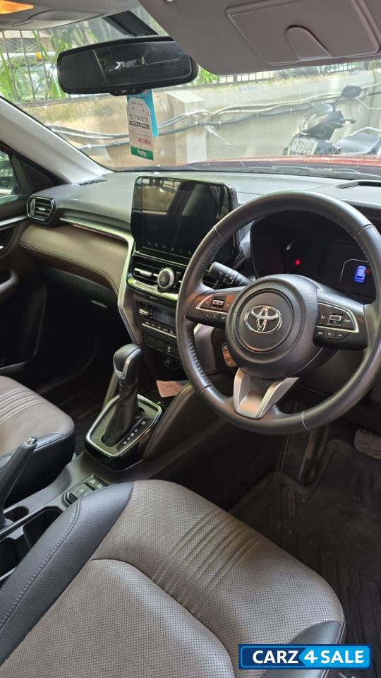 Toyota Urban Cruiser Hyryder V high hybrid Toyota Urban Cruiser Hyryder V high hybrid
