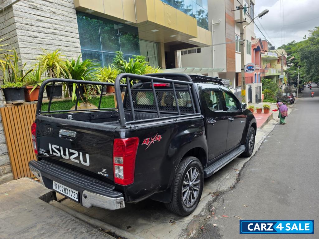 Isuzu D-Max V-Cross 4x2 Z AT