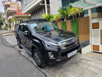 Isuzu D-Max V-Cross 4x2 Z AT
