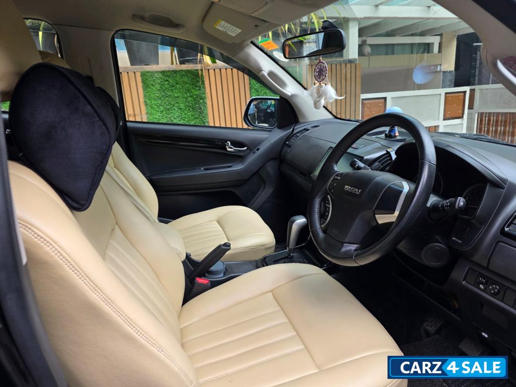 Isuzu D-Max V-Cross 4x2 Z AT