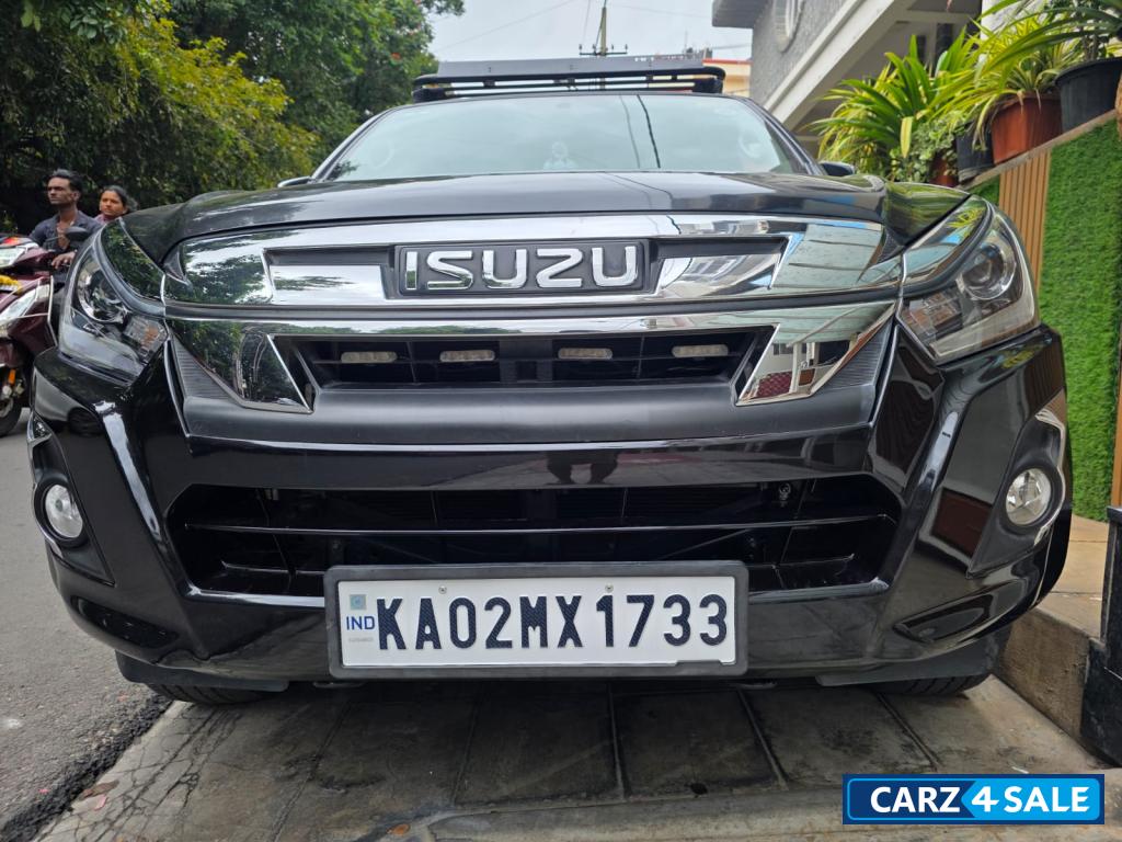 Isuzu D-Max V-Cross 4x2 Z AT