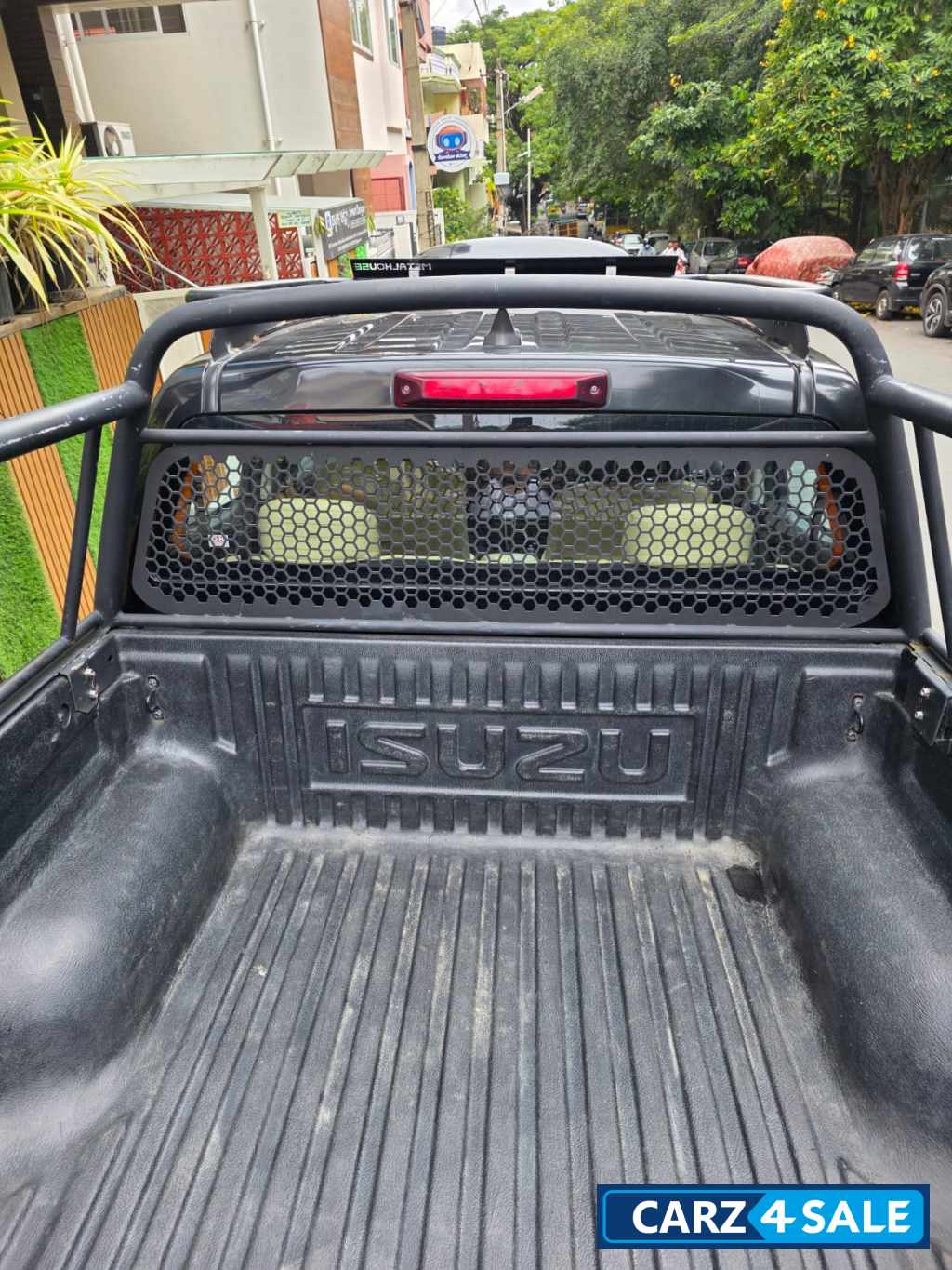 Isuzu D-Max V-Cross 4x2 Z AT