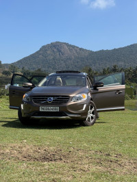 Volvo XC60 D5 2015 Model