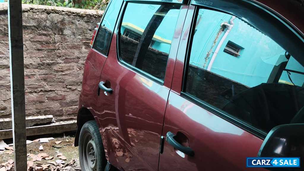 Mahindra Quanto C4 Mahindra Quanto C4