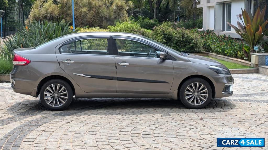 Maruti Suzuki Ciaz 1.5 Smart Hybrid Alpha AT (Petrol)