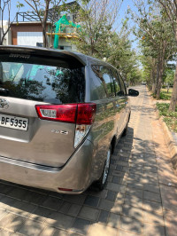 Ag Bronze Toyota Innova Crysta 2.8 Z AT