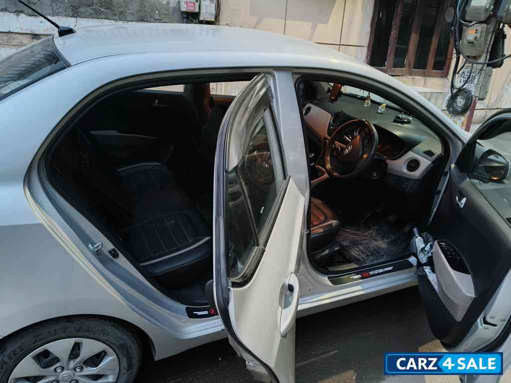 Hyundai Xcent Petrol Hyundai Xcent Petrol