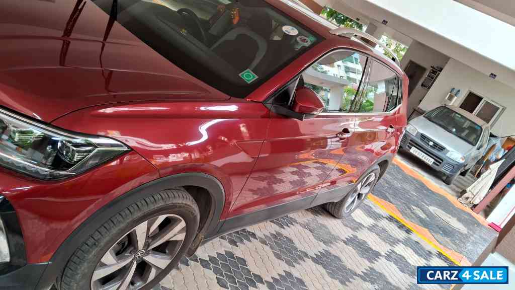 Wild Cherry Red Volkswagen Taigun Topline manual 1 litre
