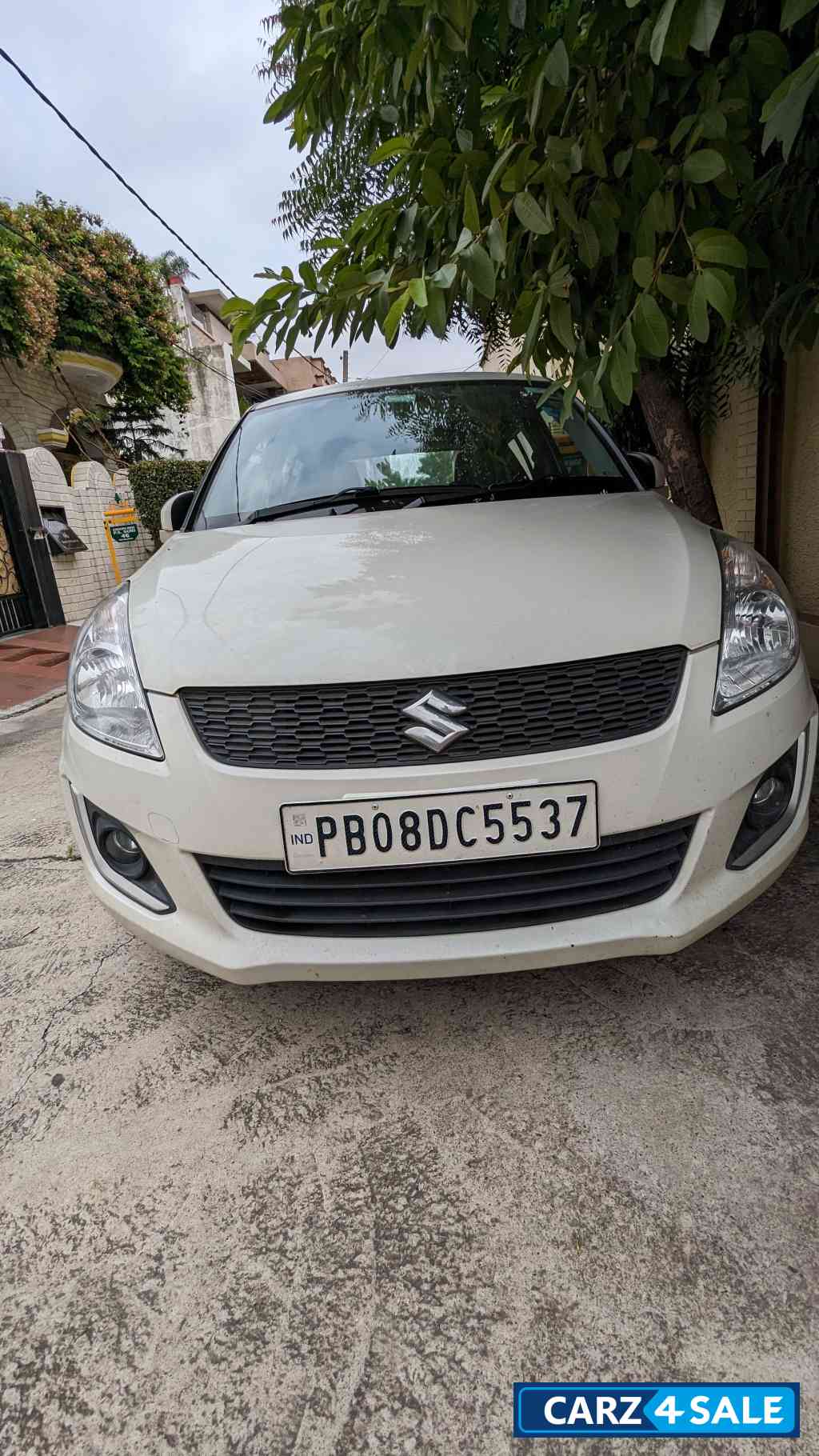 Maruti Suzuki Swift Vxi