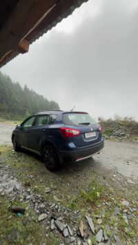 Maruti Suzuki S-Cross Smart hybrid zeta