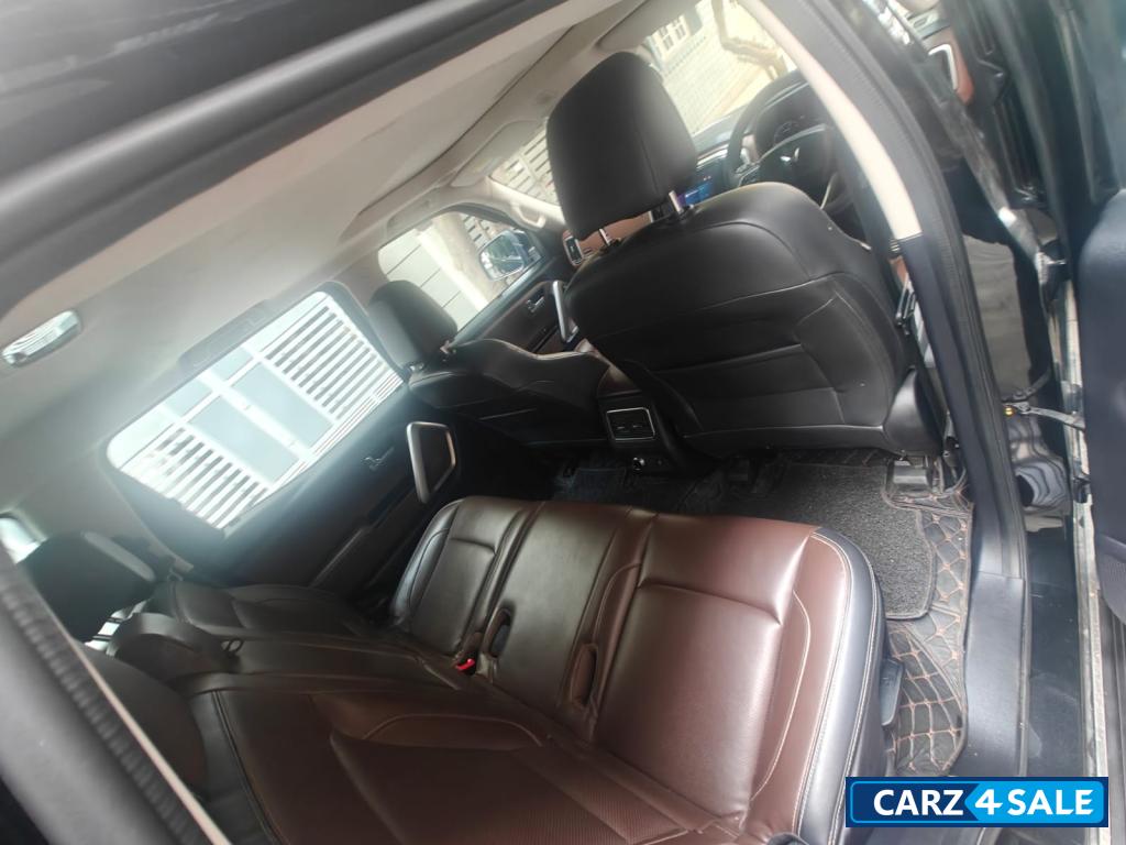 Cpol Black Mahindra Scorpio Scorpio N Z8L