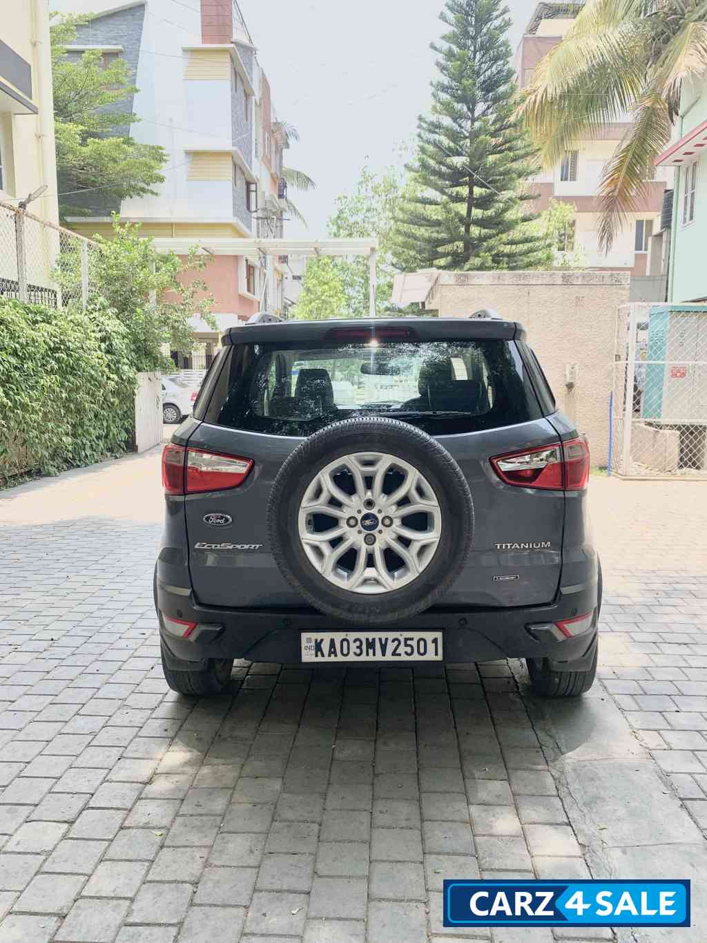 Grey Ford Ecosport 1.0 Ecoboost Grey Ford Ecosport 1.0 Ecoboost