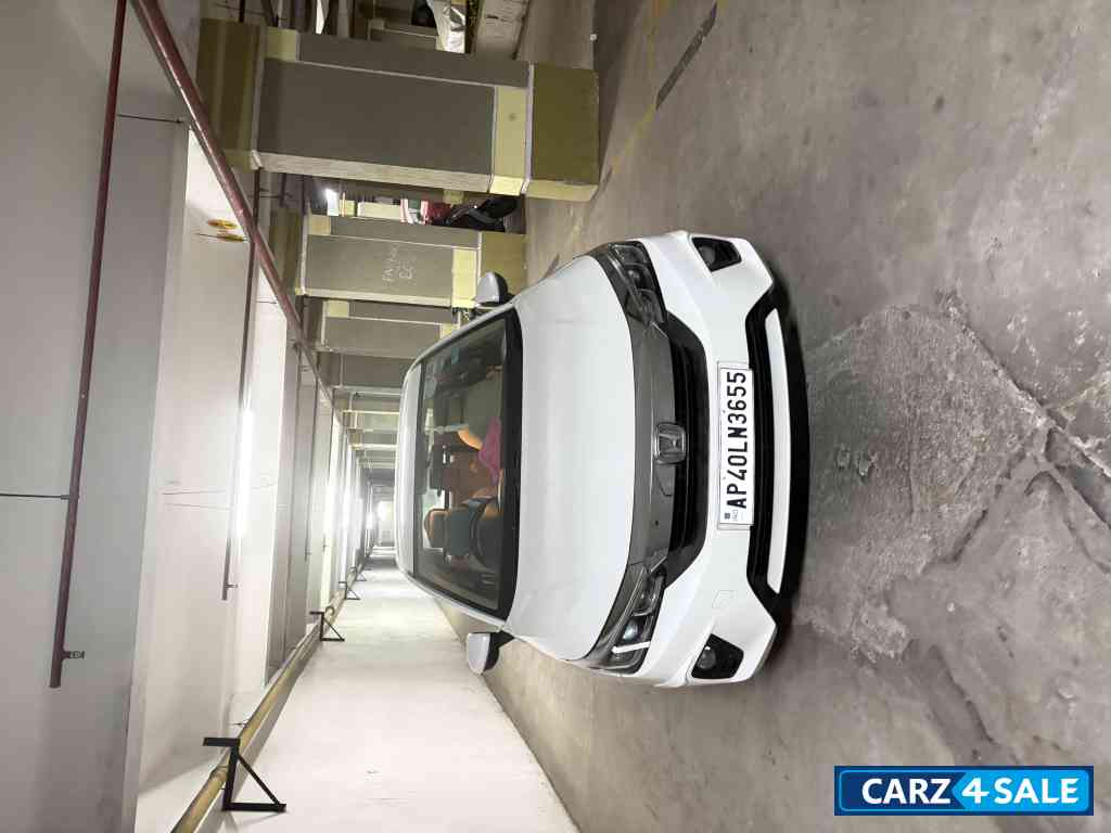 Pearl White Honda City 5TH GEN 1.5 V MT I-VTEC PETROL