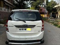 Mahindra XUV 500 W8 AT