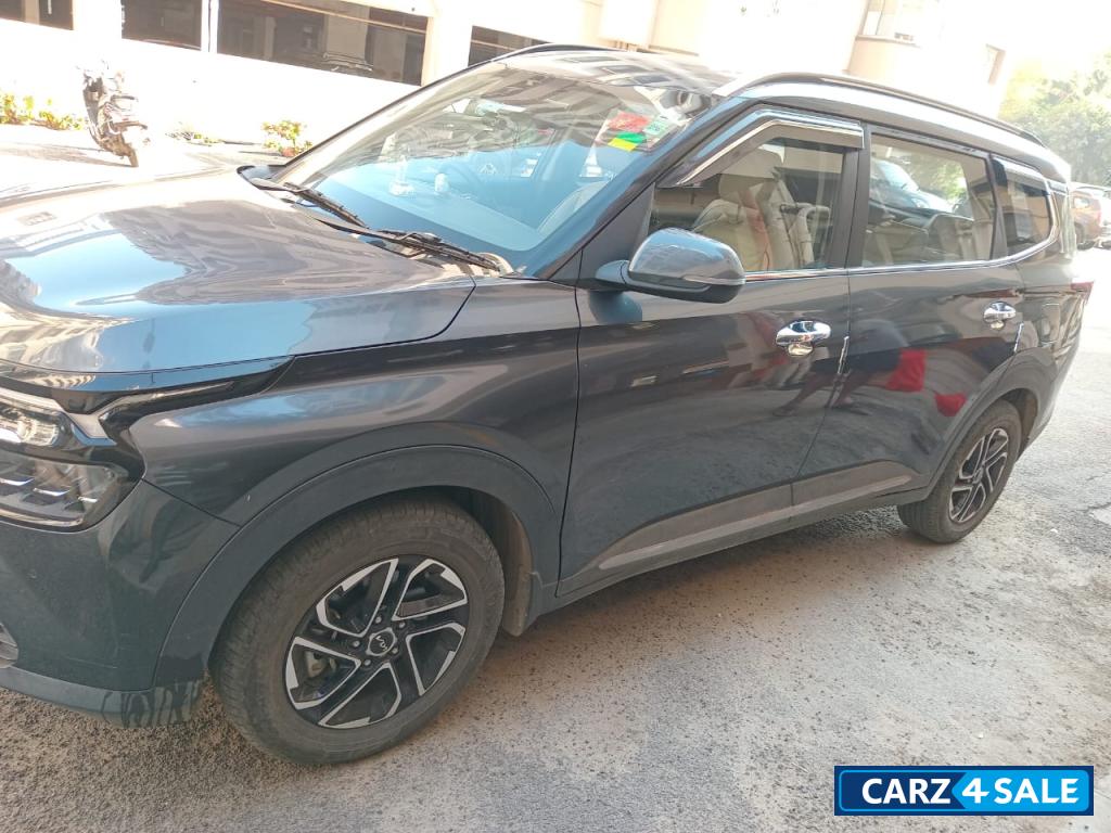 Kia Carens Diesel 7 Seater fully automatic