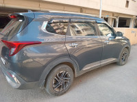 Kia Carens Diesel 7 Seater fully automatic
