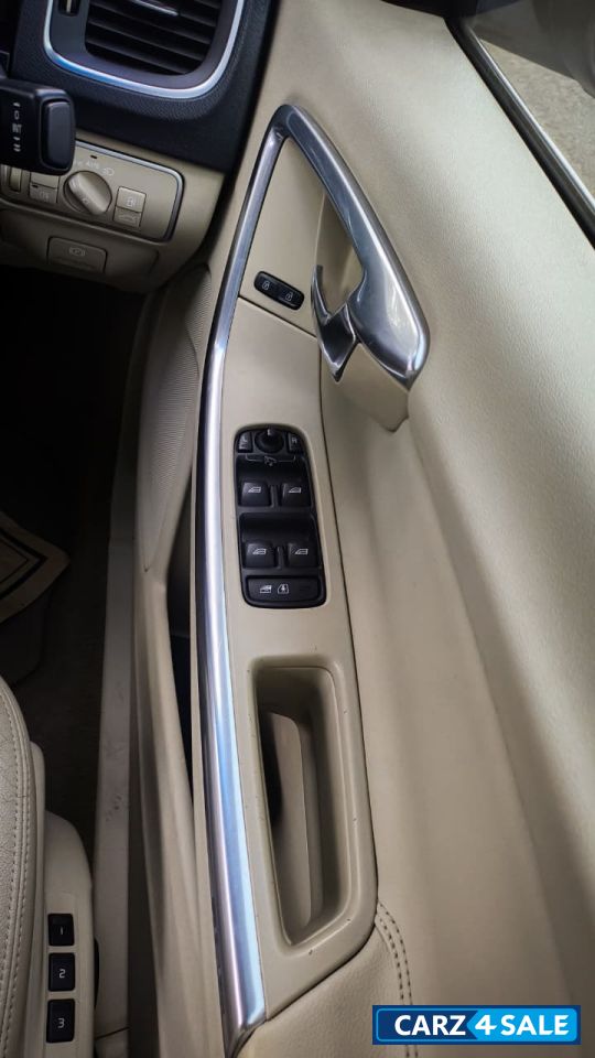 Volvo S60 D4