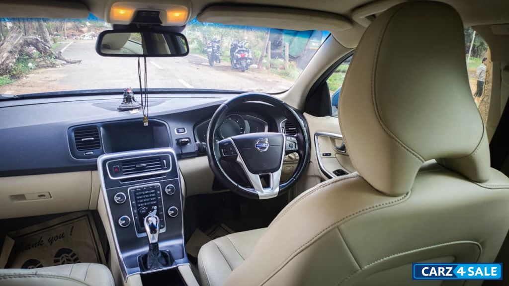 Volvo S60 D4